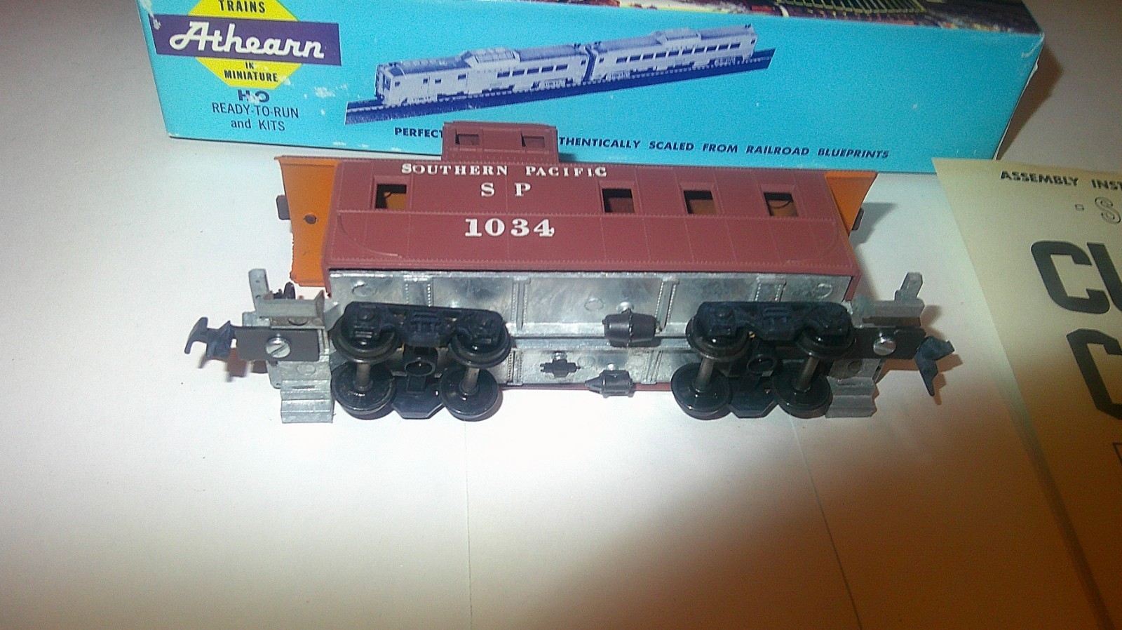 Athearn-Trains in Miniature-Caboose-Southern Pacific