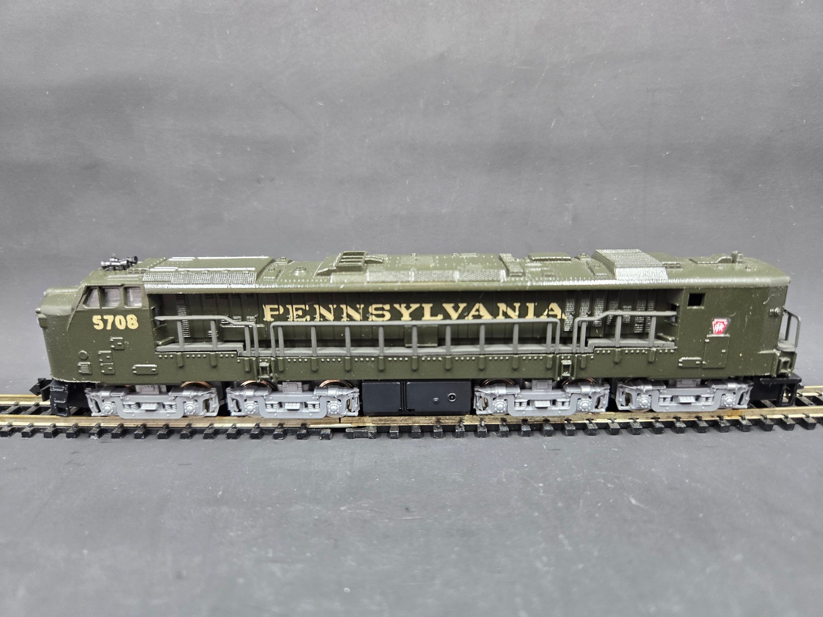 Con-Cor N Gas Turbine Pennsy RR Freight Locomotive #0001-03321G, Original Box