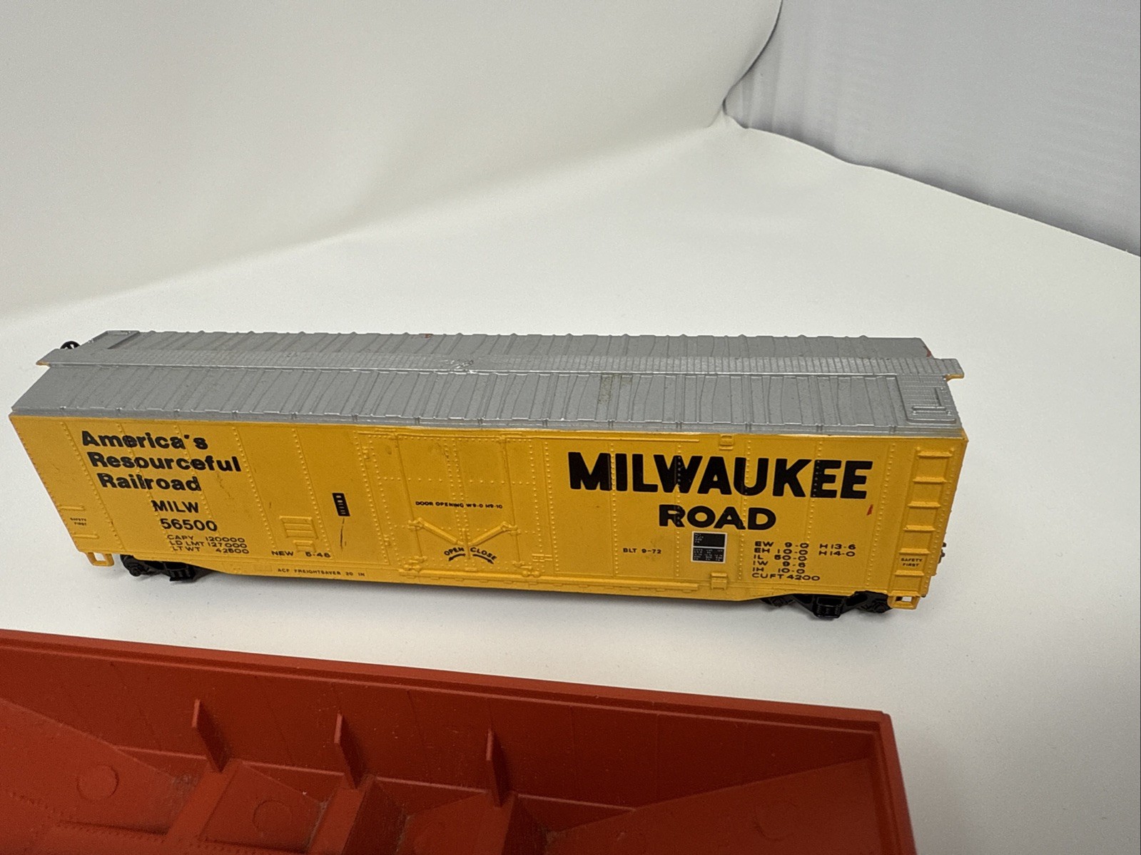 Bachmann and Others Lot UNION SOUTHERN PACIFIC Locomotive Caboose