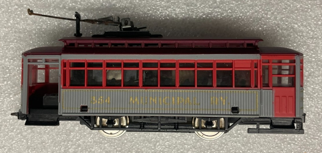 AHM HO #5301C – Brill Trolley – Municipal Railway #354