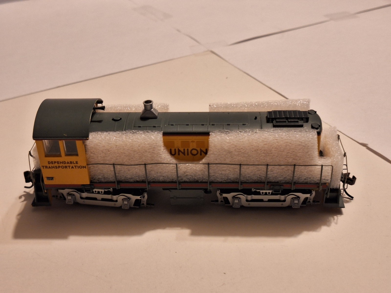 Used HO Bachmann 63210 DCC Sound Union Pacific Alco S4 Diesel Locomotive #1167
