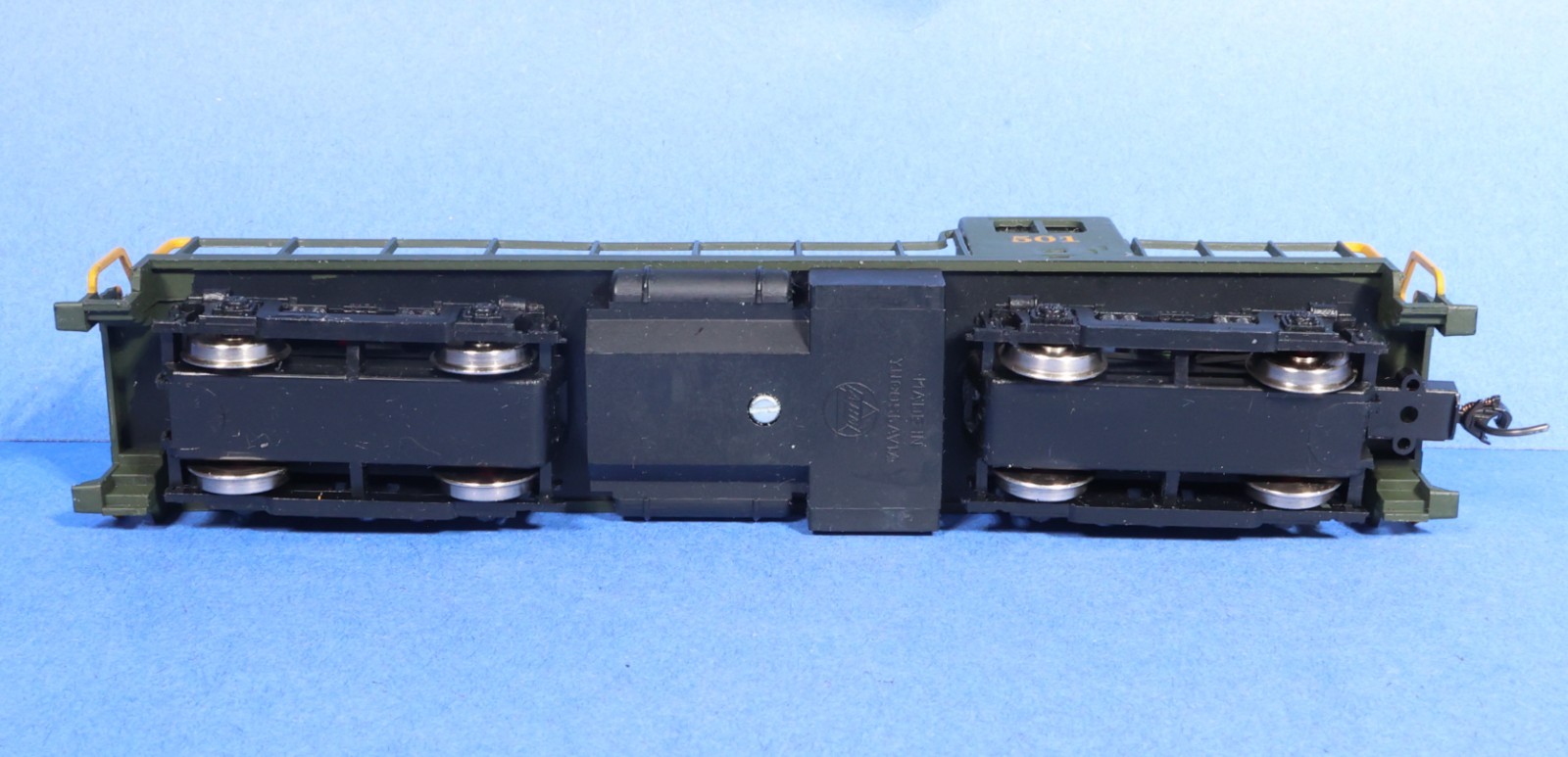 AHM HO Gauge Reading RR RS2 Diesel Engine 501 – video