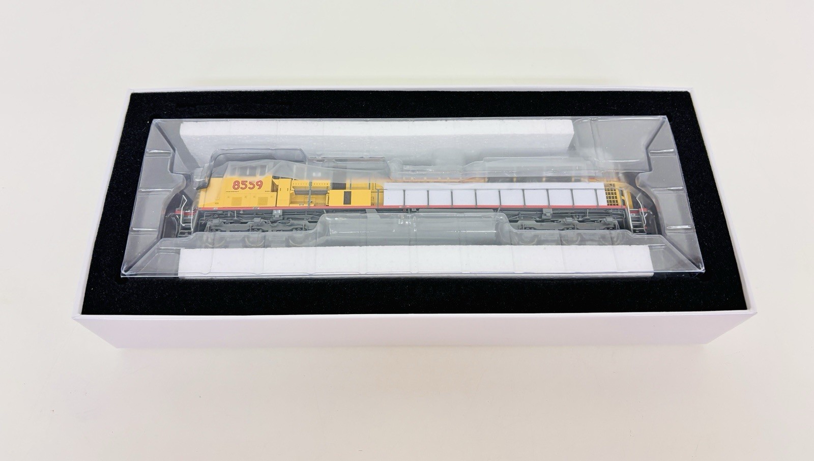Athearn Genesis HO UP SD90MAC-H Phase II #8559 w/ DCC & Sound ATHG27329 LN