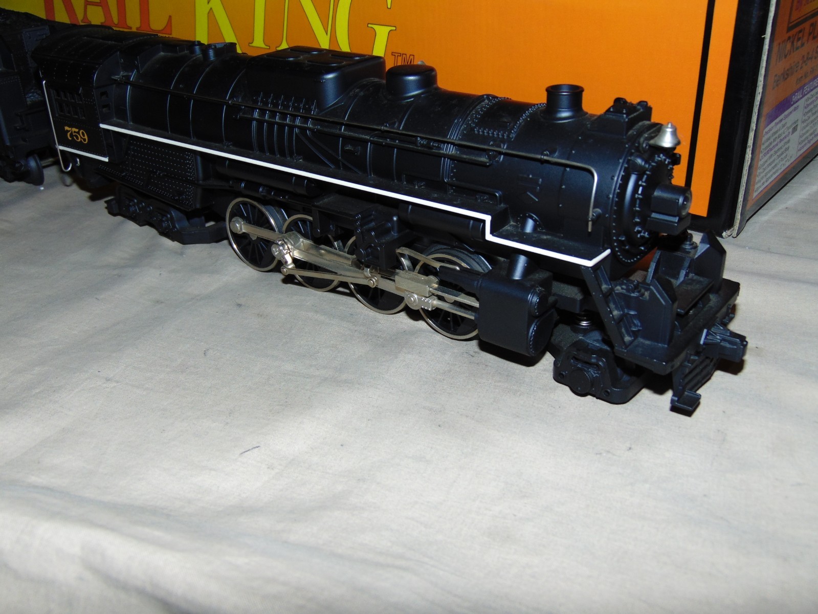 MTH RAILKING O RK-1109 NICKEL PLATE ROAD 2-8-4 WITH SMOKE & WHISTLE-NO HEADLIGHT