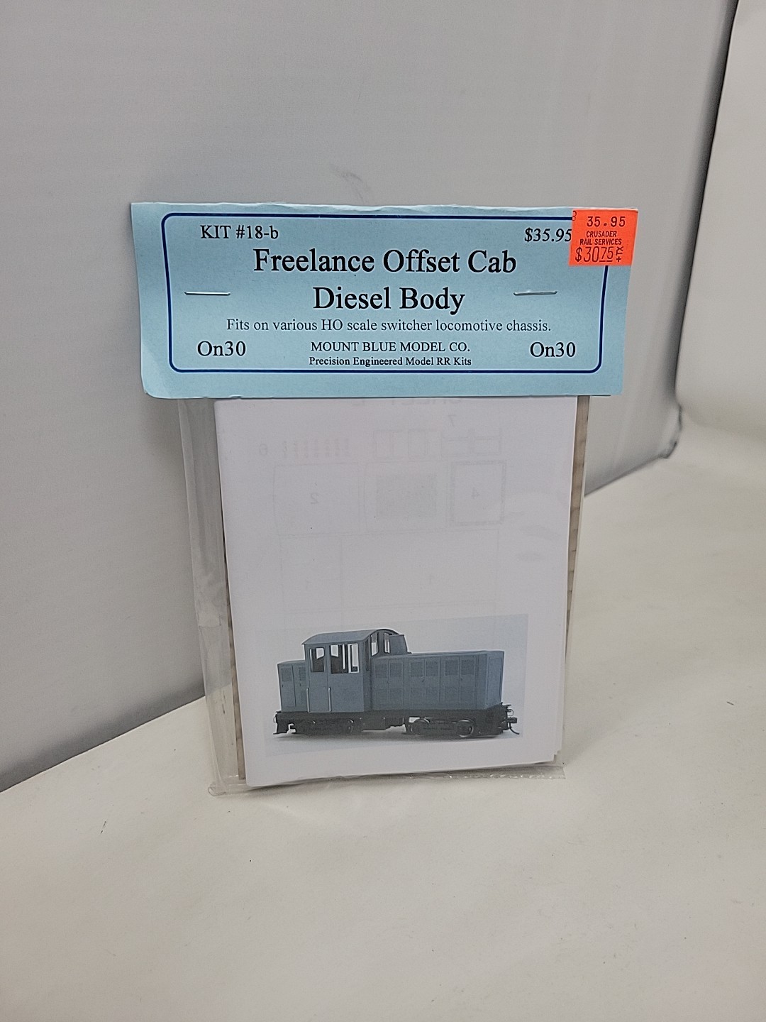 Mount Blue On30 Kit 18-B: Freelance Offset Cab Diesel Body, sealed