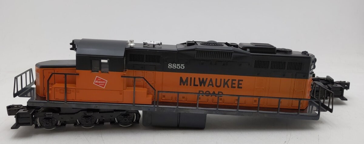 Lionel 6-8855 O Gauge Milwaukee Road SD-18 Powered Diesel Locomotive/Box