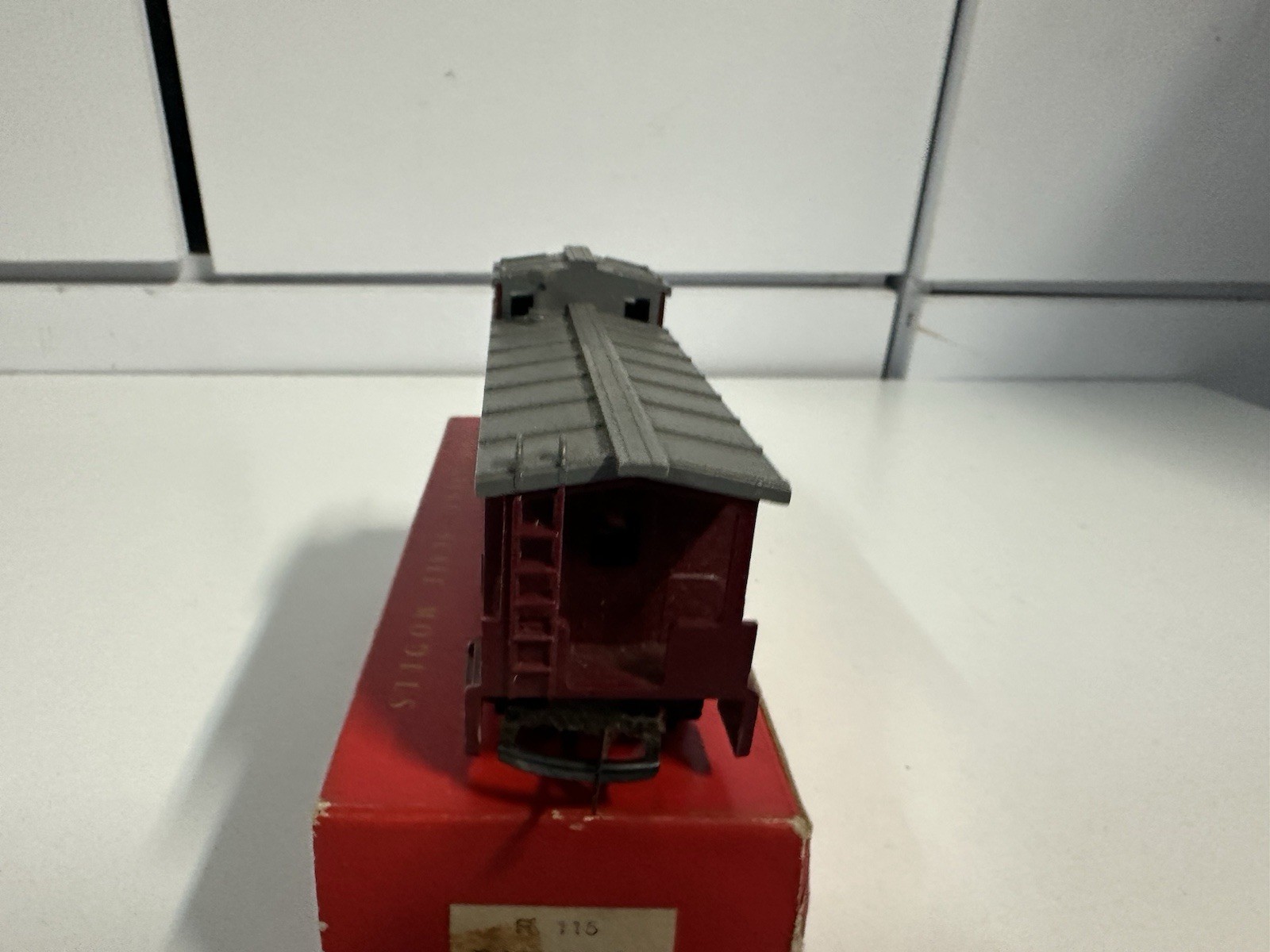 Triang R115 TC Series Caboose Tri-ang Railways 7482 Maroon Boxed