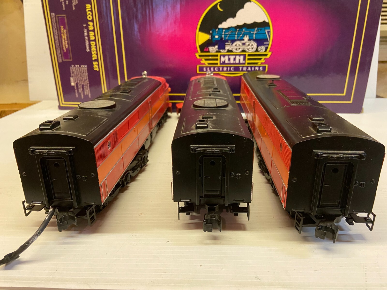 MTH 20-2022-1 AA O Scale Premier Alco PA AA Diesel Set & 20-2029-0 B unit! C9+