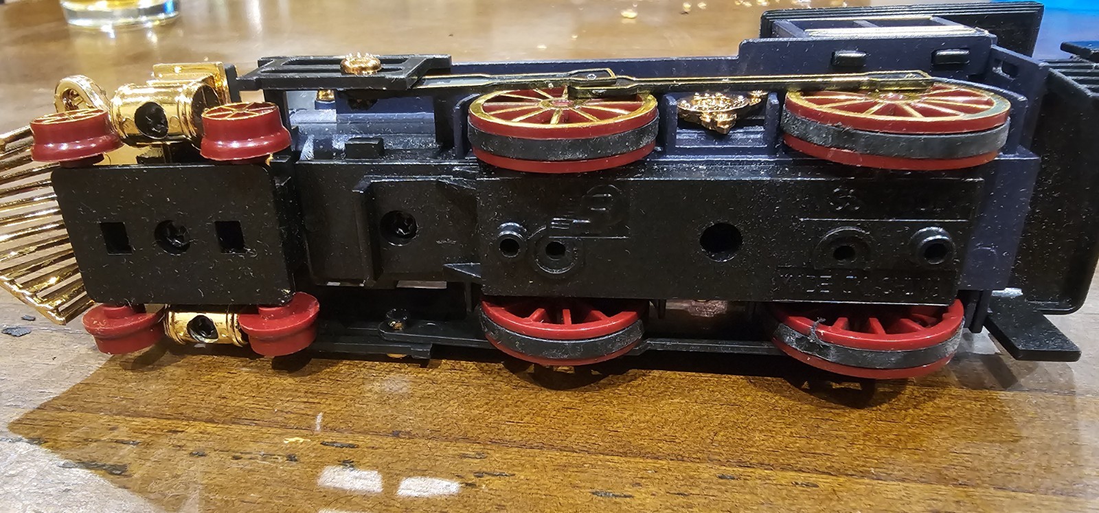 Vintage Train Locomotive SS 7501 Black Gold Trim Superior Western Railway Flaw