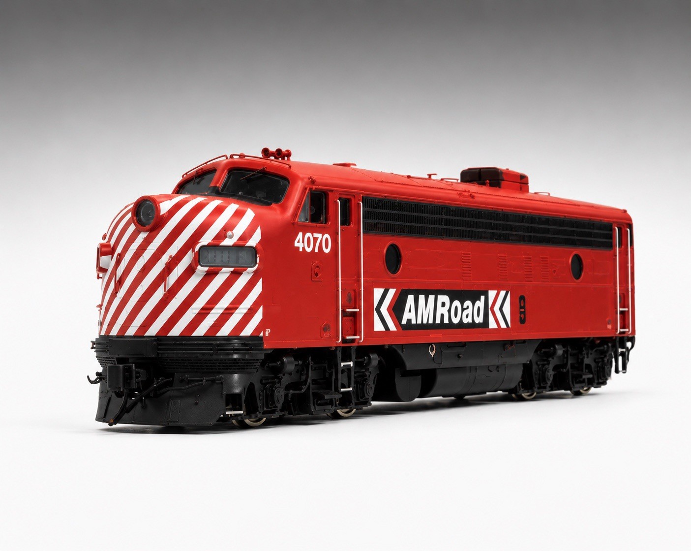 Custom AMRoad HO Scale F9A Locomotive from “Silver Streak”