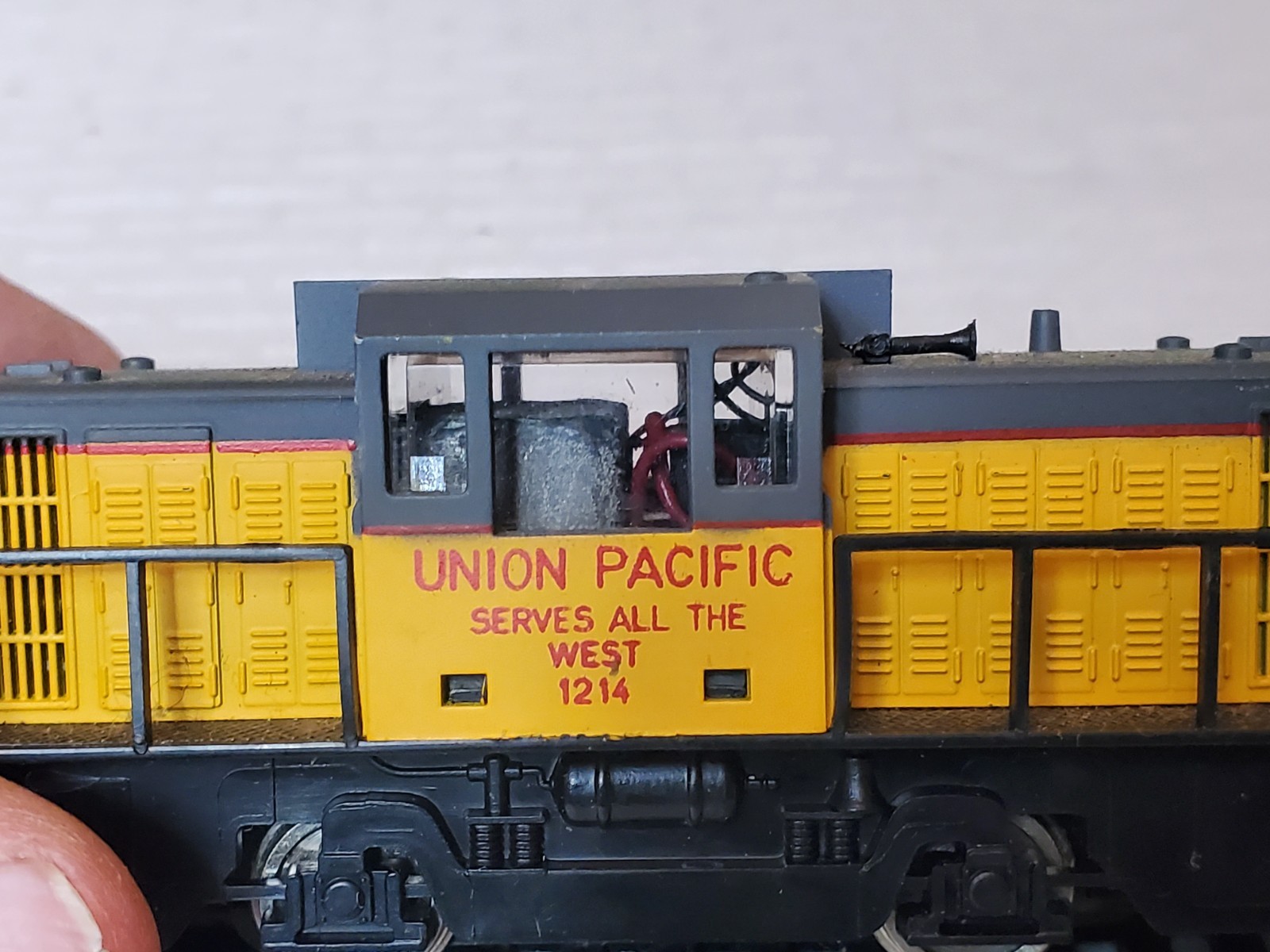 Vintage AHM HO Scale 5011C GE Center Cab Locomotive Union Pacific #1214