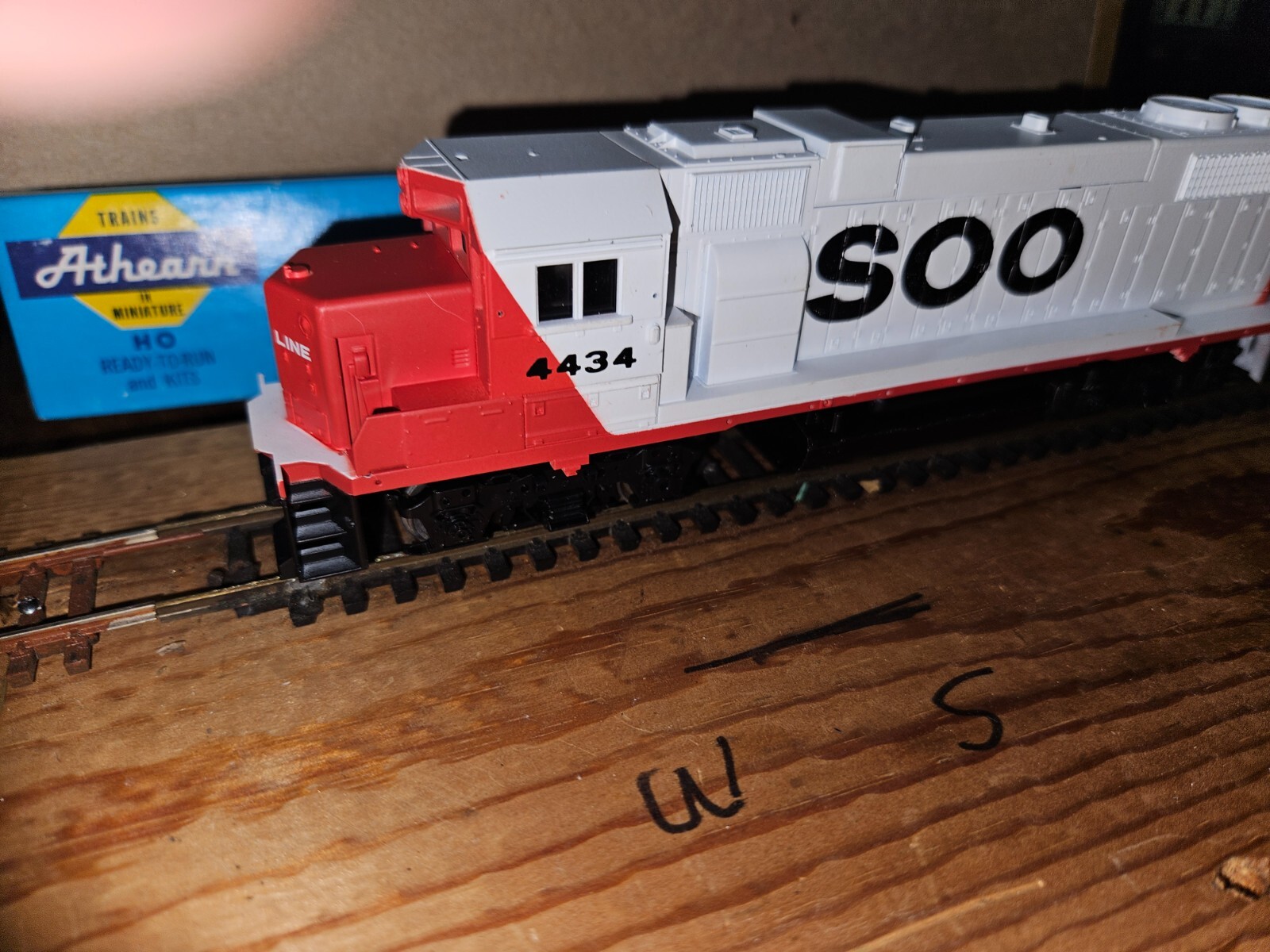 ATHEARN, GP-38 SOOLINE DIESEL ENGINE POWERED NOS