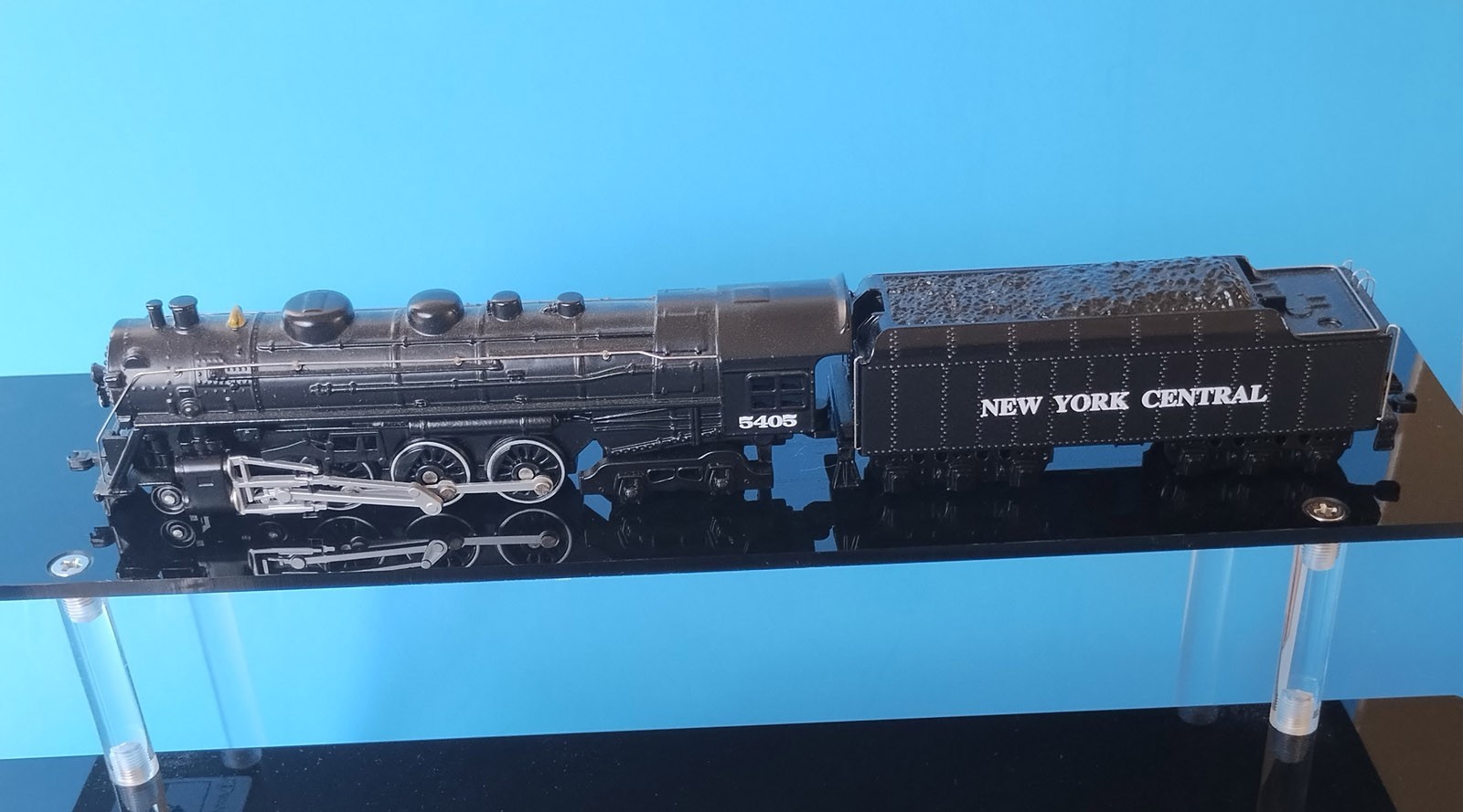 Lionel 1:120 Scale DieCast Locomotive – Classic Series – NYC Hudson J3a 4-8-4