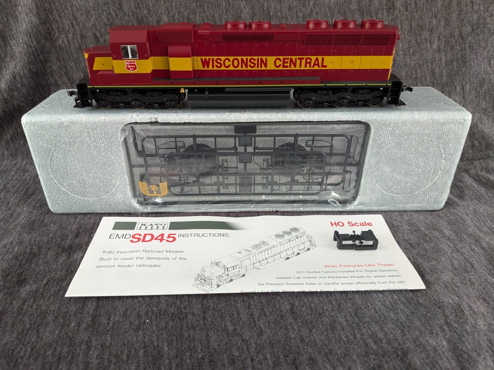 Kato HO SD45, Wisconsin Central, No #, Product #37-1721, DC.
