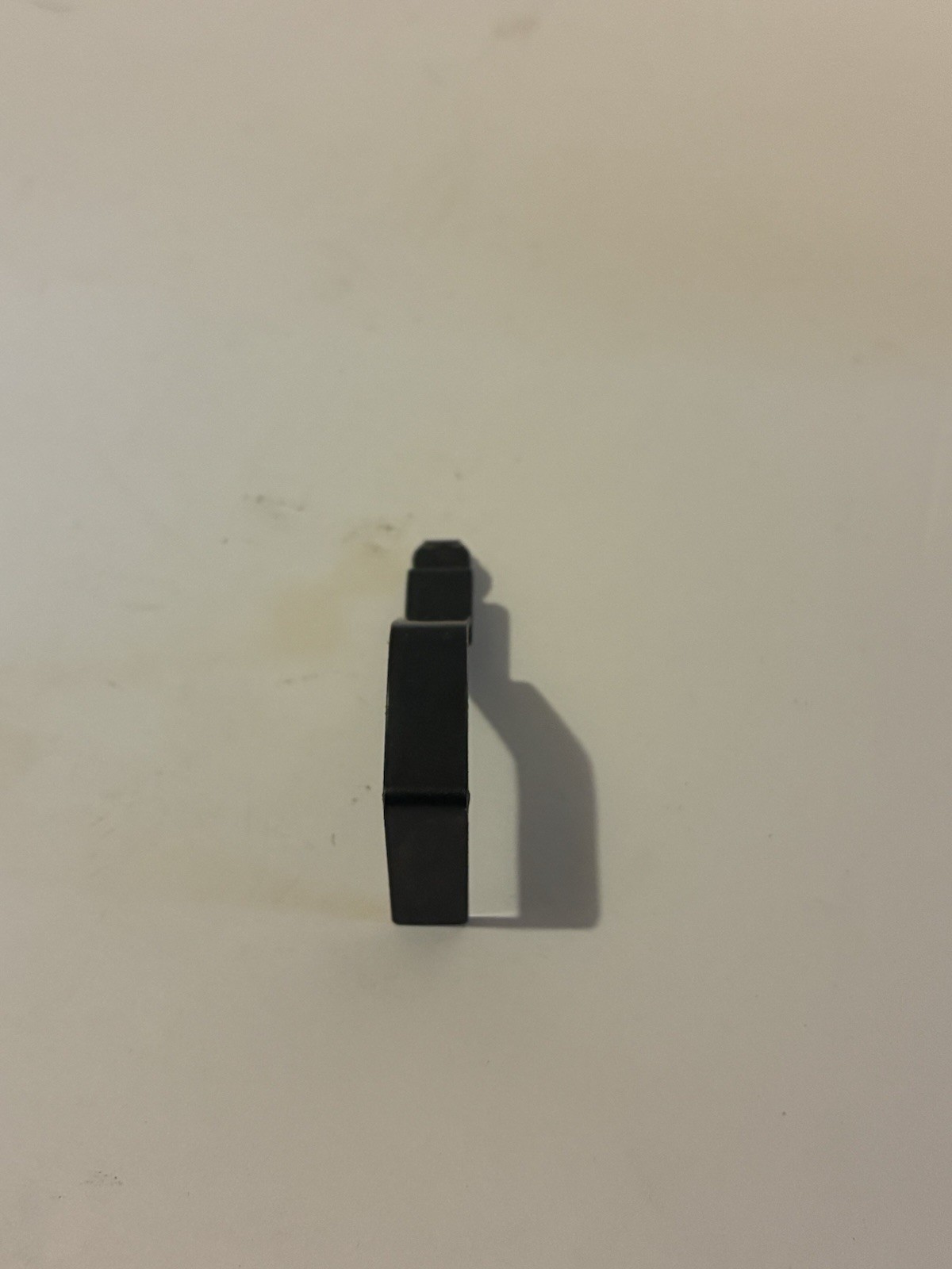 Lionel 8601 Locomotive Draw Bar. Black, Good Condition.