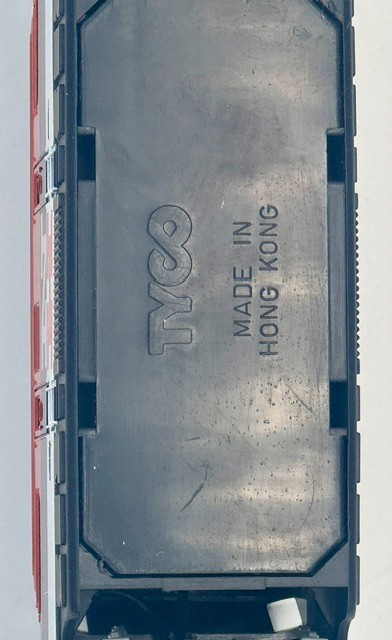 Tyco 251-28 GG-1 Electric Locomotive New Haven 6611 HO Scale Power Torque HO VGC