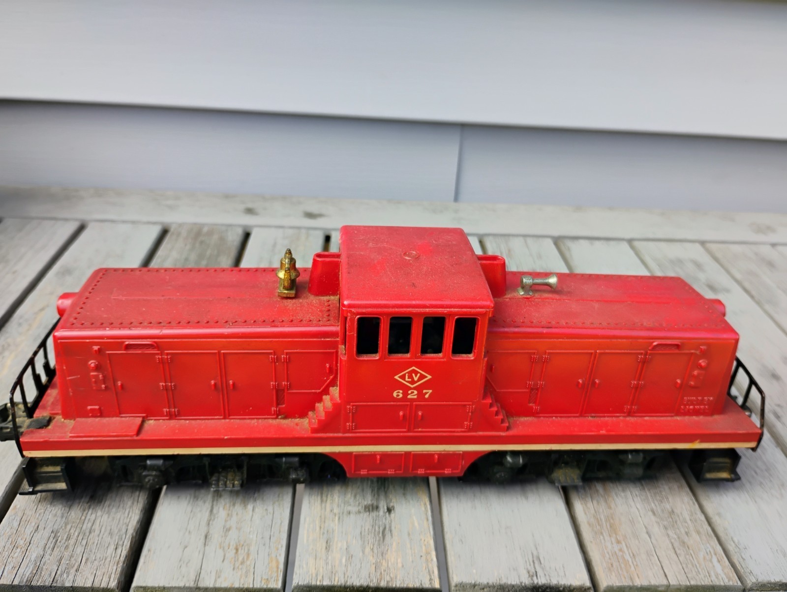 VINTAGE 1956 POSTWAR LIONEL 627 LEHIGH VALLEY DIESEL SWITCHER & AMERICAN FLYER