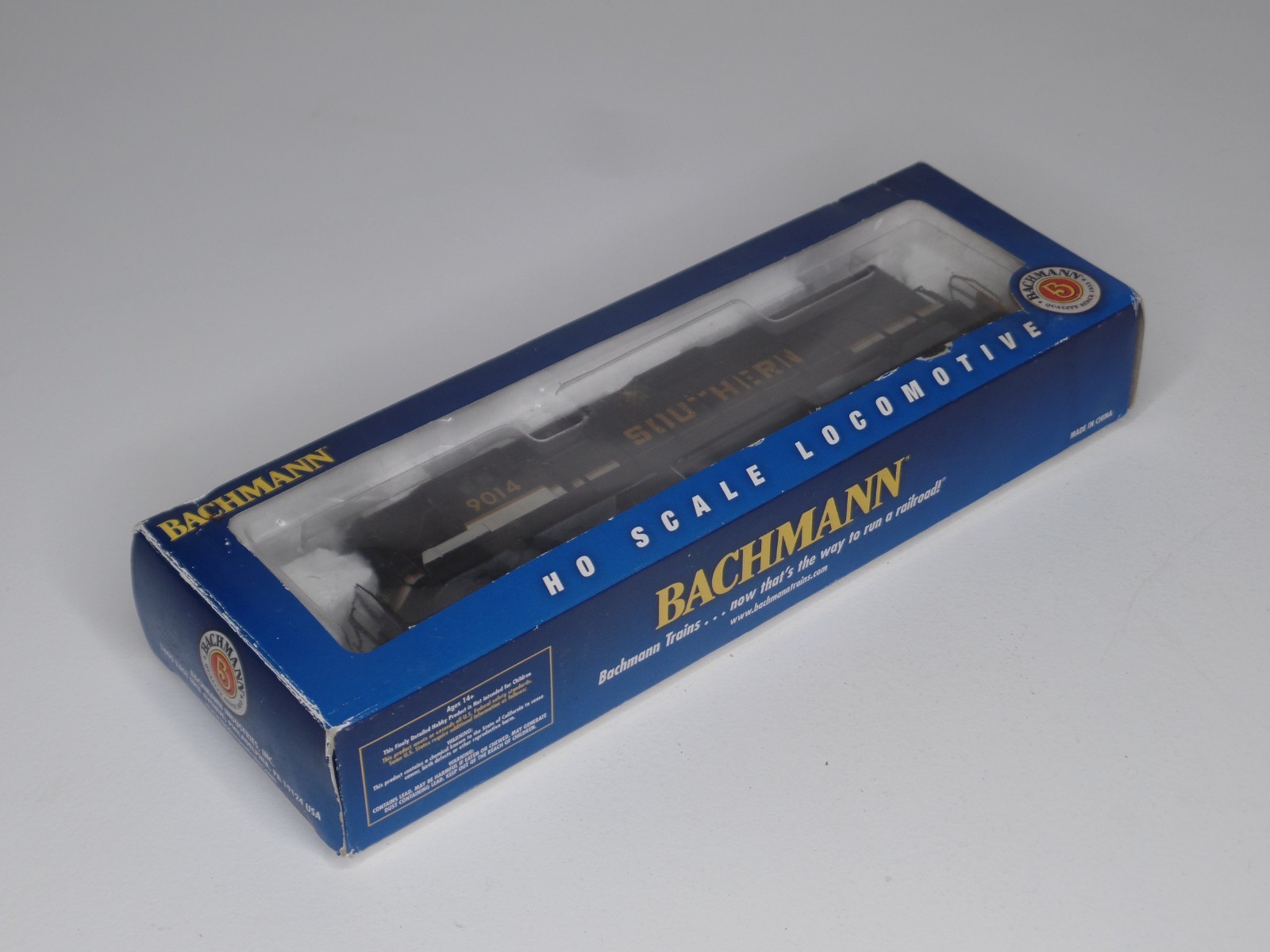 Bachmann HO Scale 1:87 #61205 Diesel Locomotive #9014 Southern EMD GP50 Tested