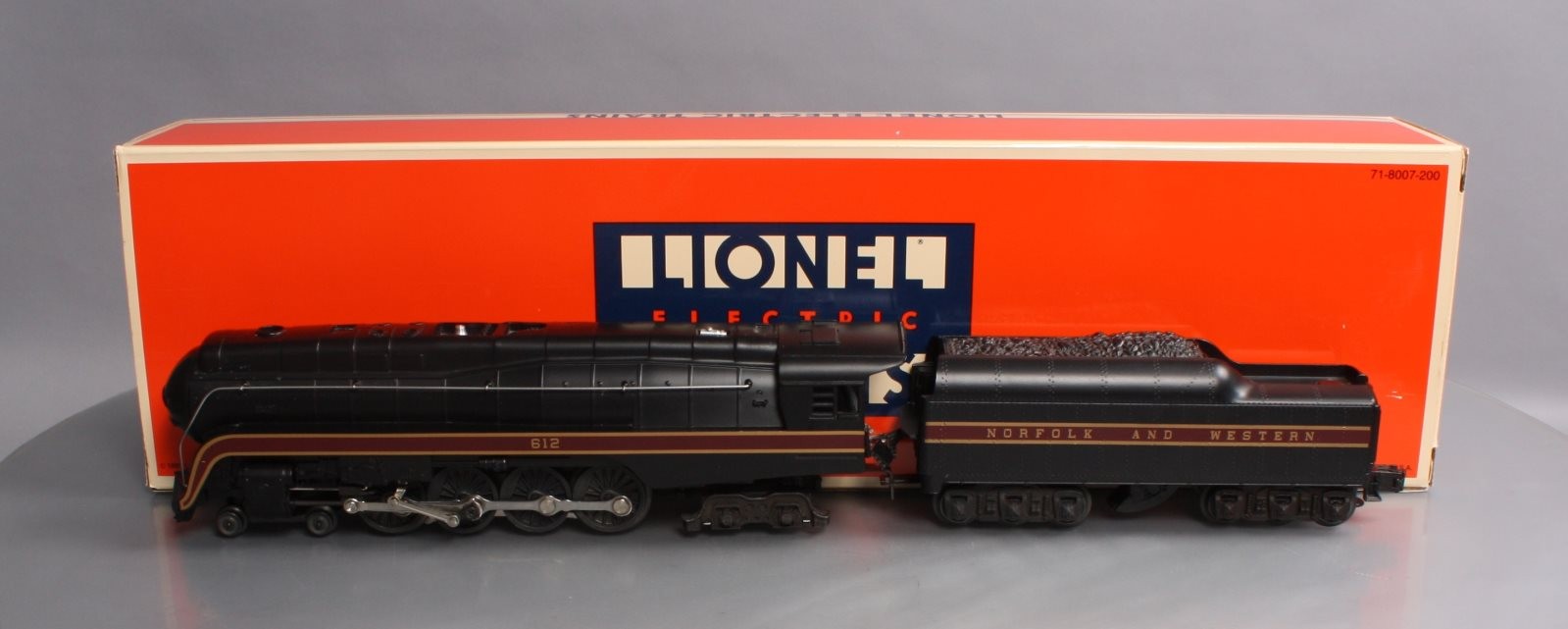 Lionel 6-18040 O Norfolk & Western 4-8-4 J Class Steam Locomotive & Tender #612