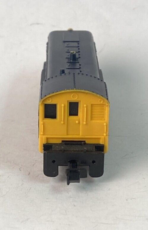 Arnold Rapido N Baldwin Diesel 2268 Santa Fe Runs Body Warped On Sides