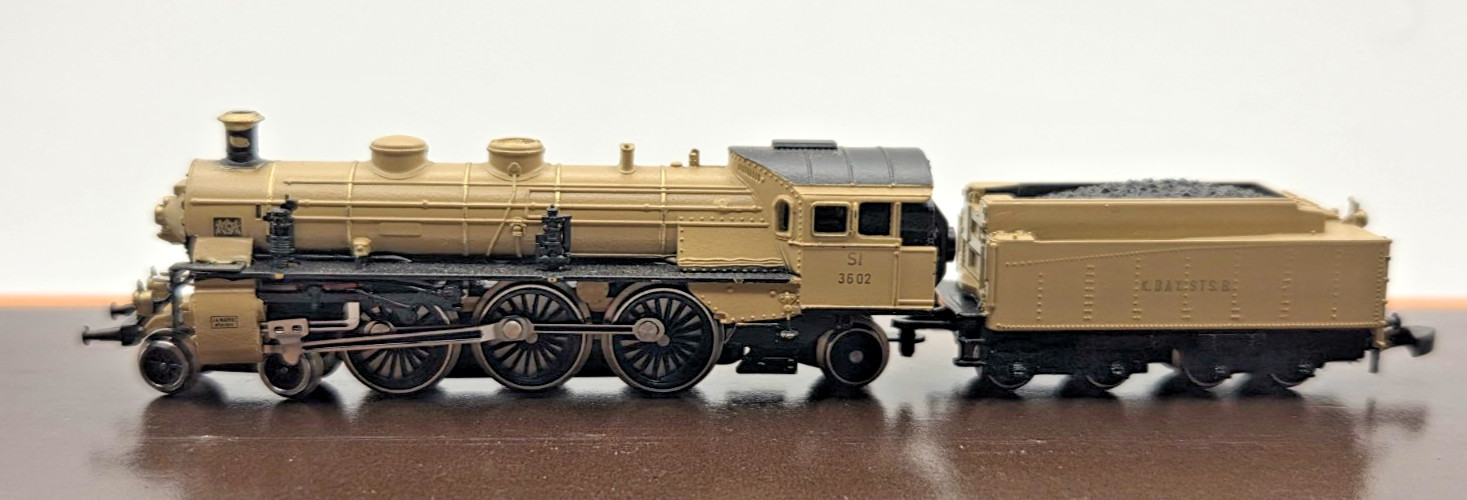 Marklin 8870 4-6-2 Steam Locomotive and Tender