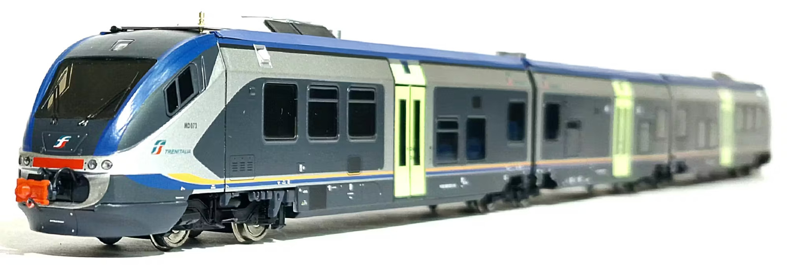 Vitrains 1117 Minuetto Diesel FS Trenitalia, New Livery DPR Gray Blue Stripes