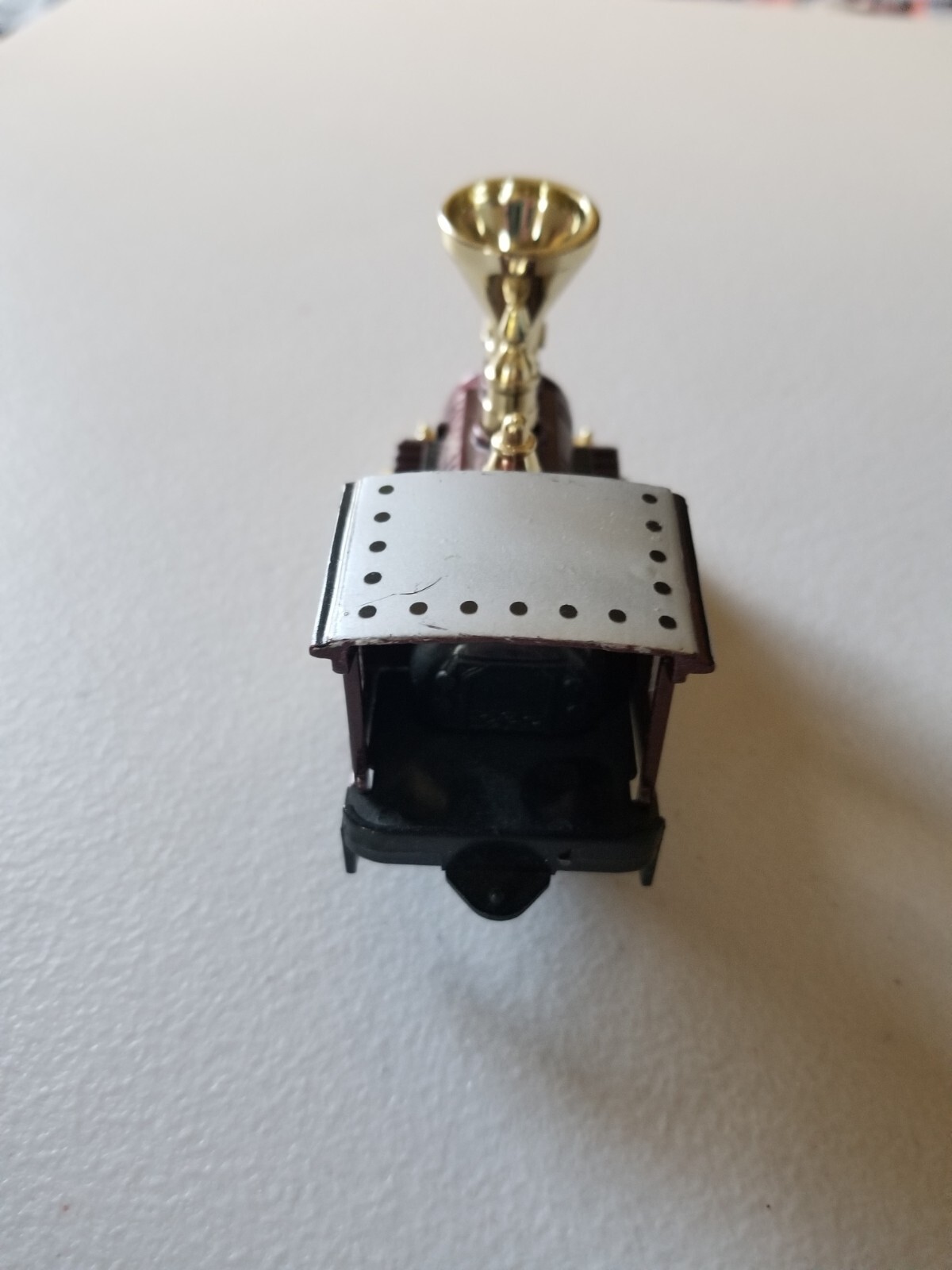 JUL TOY ROLLING STEAM LOCOMOTIVE MINI DIECAST AND PLASTIC 5IN LONG