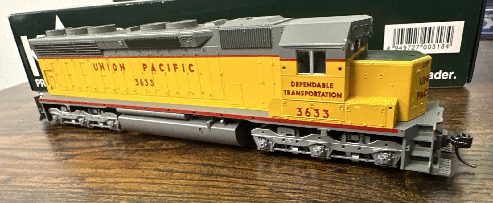 KATO HO #37-1717 EMD SD45 Diesel Locomotive Union Pacific #3633 Runs Well LNIB!