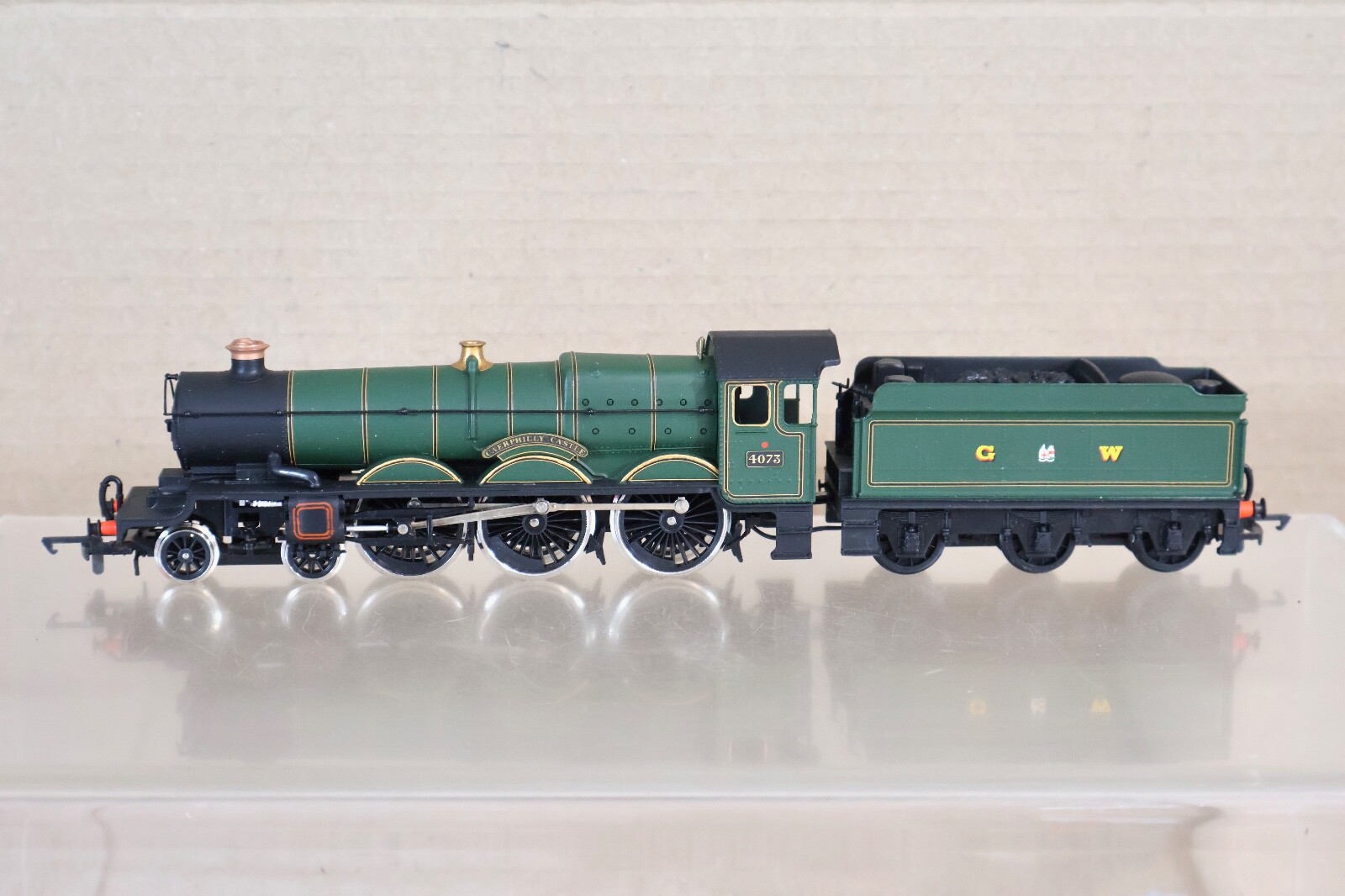 AIRFIX 54124 RE PAINTED GWR 4-6-0 CASTLE CLASS LOCO 4073 CAERPHILLY castle oj