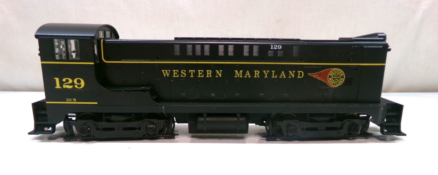 HO gauge Stewart Hobbies Western Maryland VO-1000 diesel engine in OB (lot 7817)