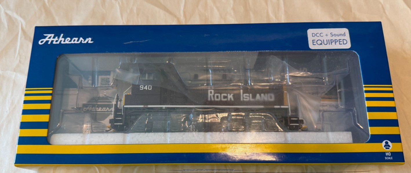Athearn HO Scale Rock Island SW1500 DCC & Sound
