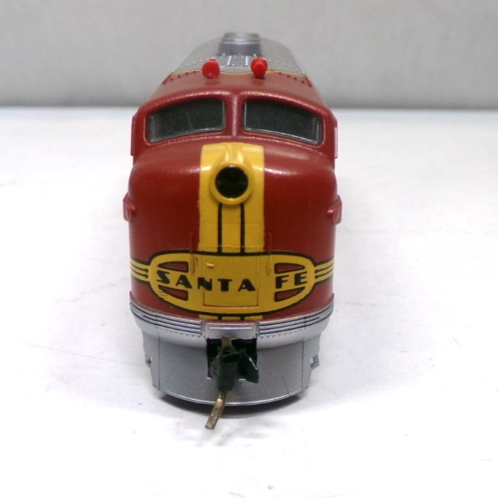N scale Kato Santa Fe F3A diesel engine in original box (lot N 31)