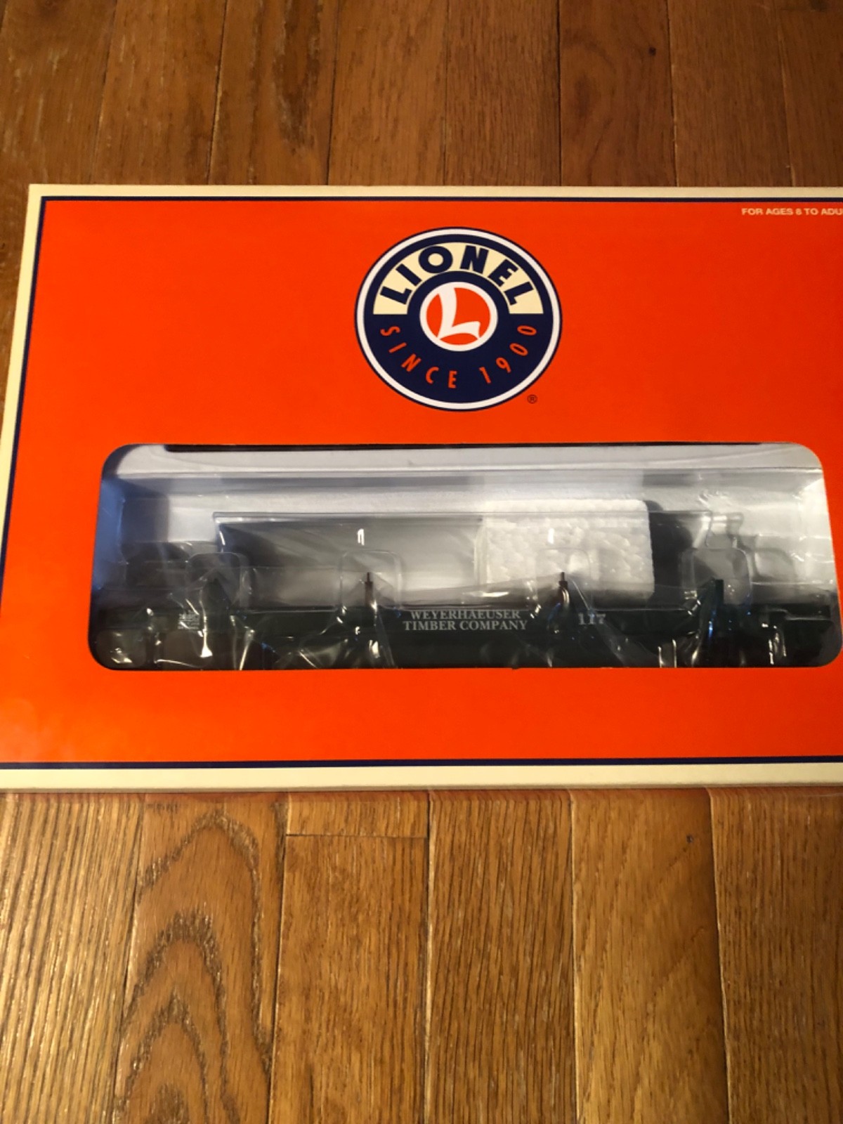 Lionel, O, 6-26889, Weyerhaeuser Timber Company Log Dump Car #116 w/ Logs, NIB