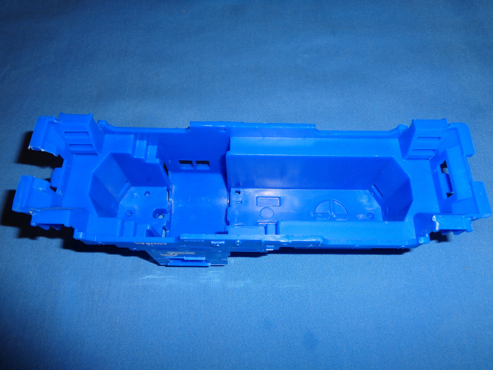 Kusan by Williams or RMT Conrail Beep Locomotive Shell.