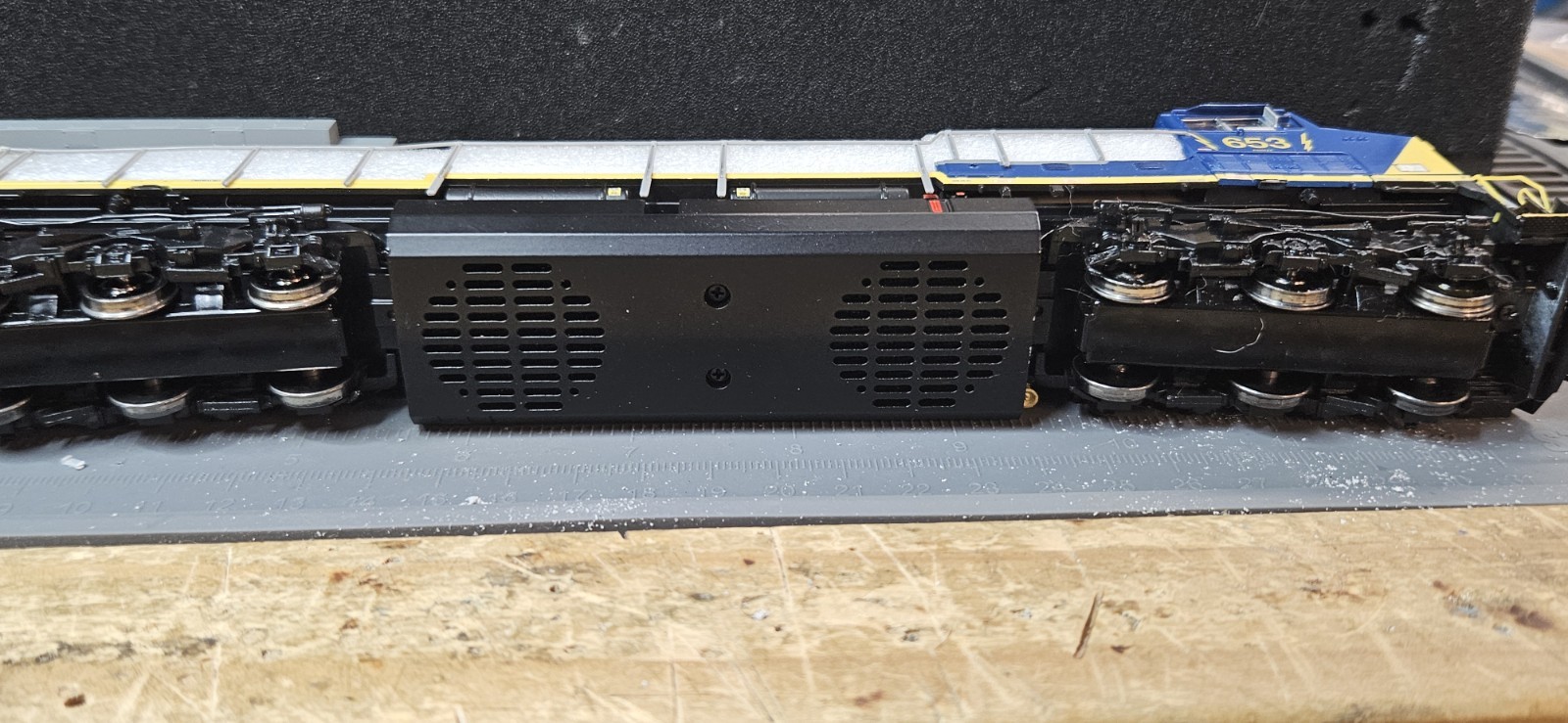 Broadway Limited 2605 HO CSX GE AC6000CW Paragon2 #653 Locomotive