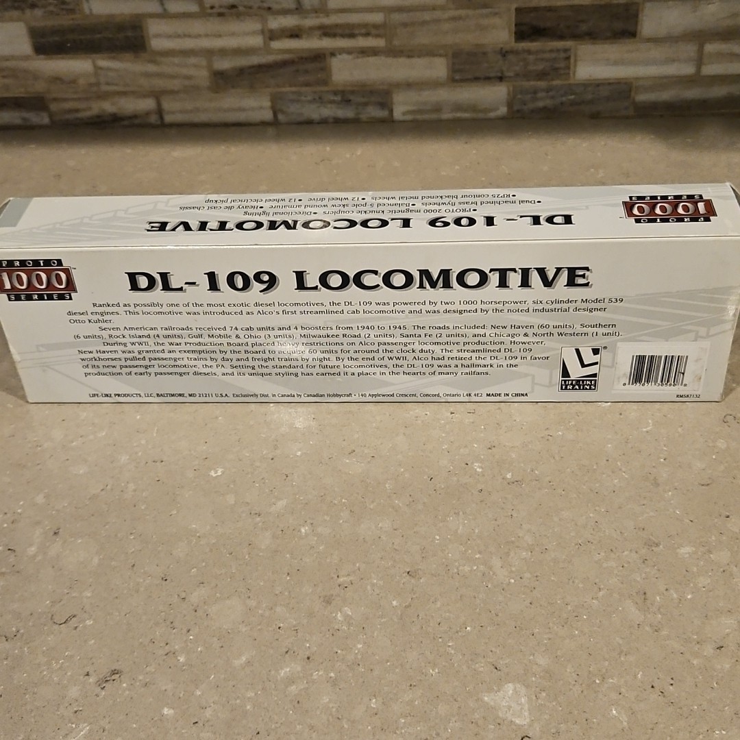 Life-Like PROTO 1000 Diesel Alco DL-109 Powered Chicago & North Western # 5007A