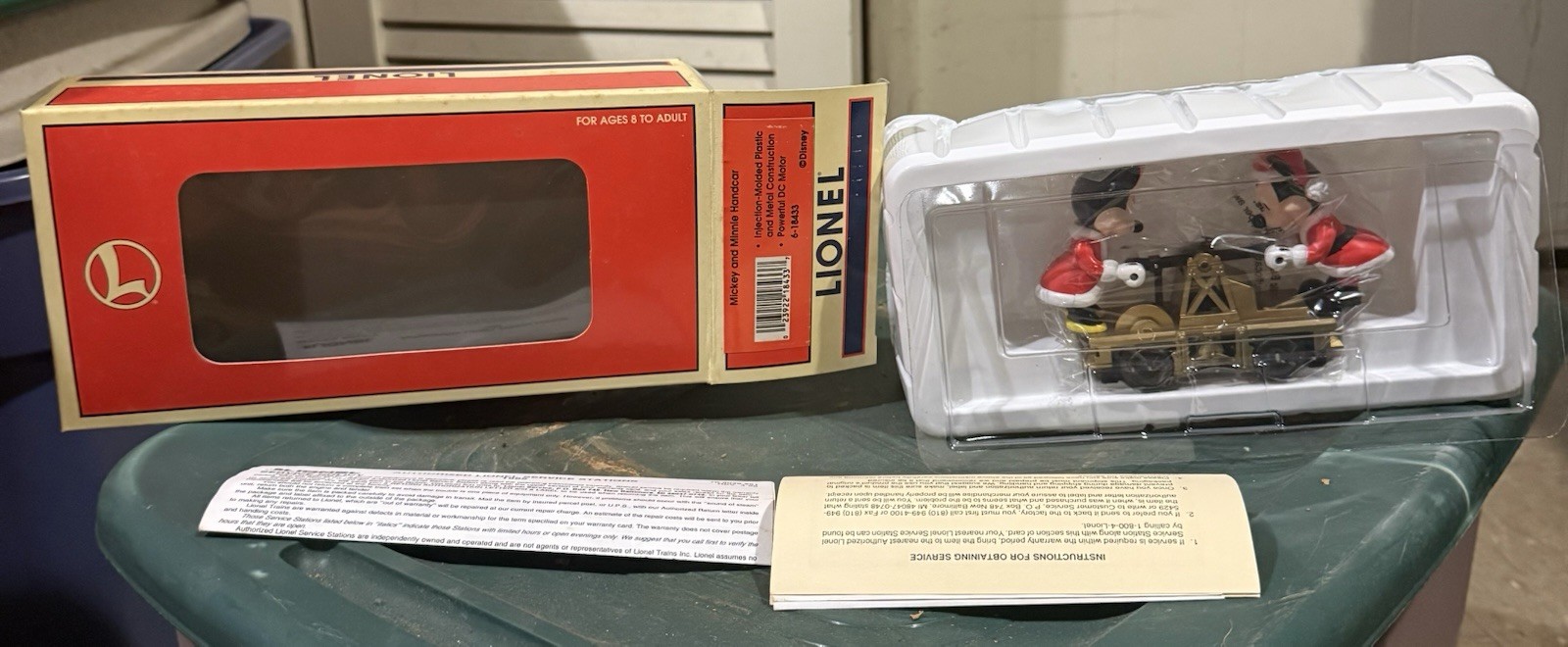 Lionel 6-18433 Mickey Minnie Mouse Disney Christmas Handcar O Gauge Train motor