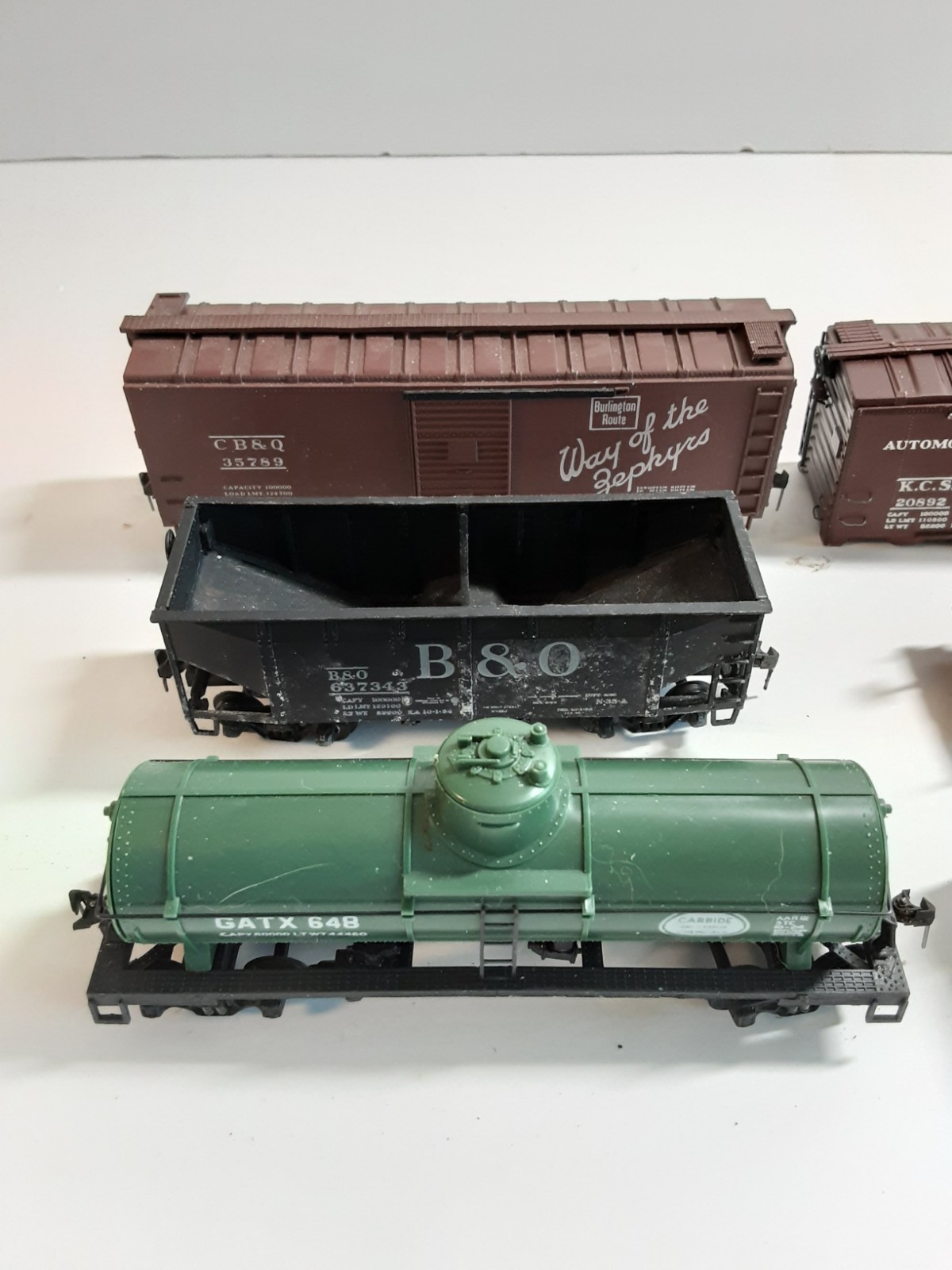 Vtg Lot Of 6 Box Cars, Tanker Cars, Flat Cars, Gondola See Description (3)