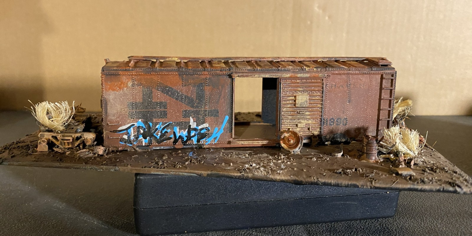HO Scale Hobo Hideout Boxcar Junk Pile Diorama Custom Built Weathered V1