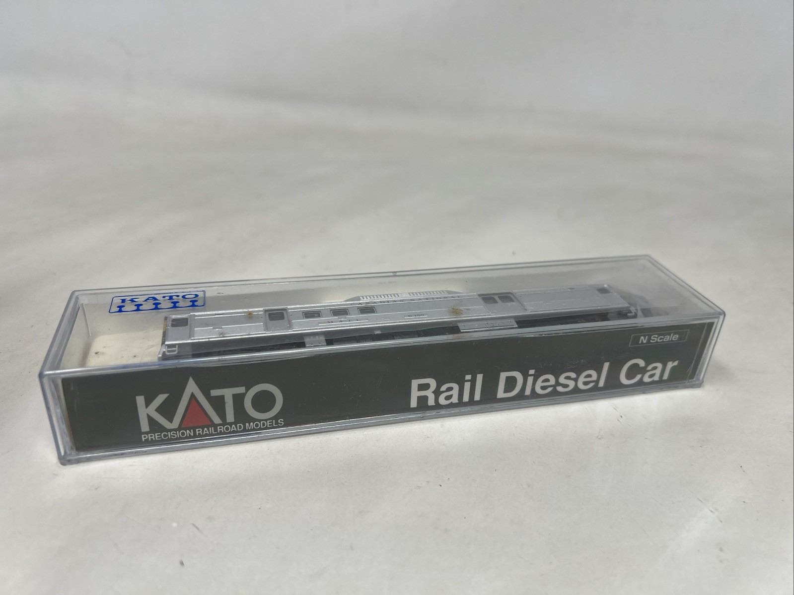 KATO N Scale Rail Diesel Car Canadian National 166-0302 RDC-4 NIB