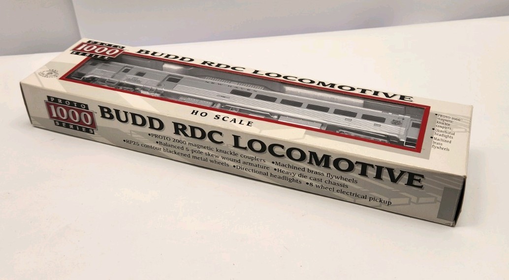 Life Like Proto 1000 HO BUDD RDC LOCOMOTIVE #126 UNUSED C15