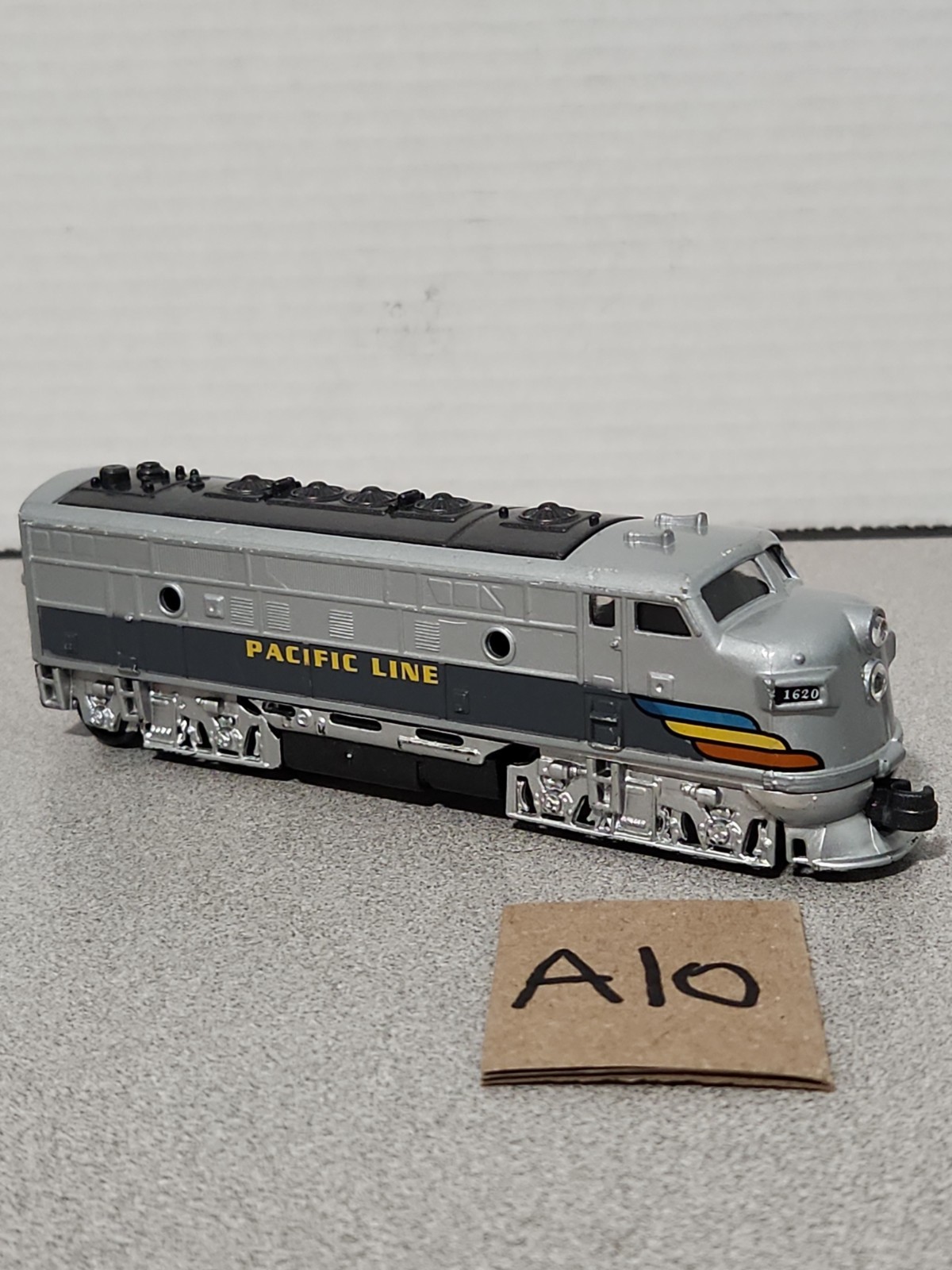 Pacific Lines Diesel Engine 1620 6″ X 1 3/8″ Classic Loco Powerful Pull Back