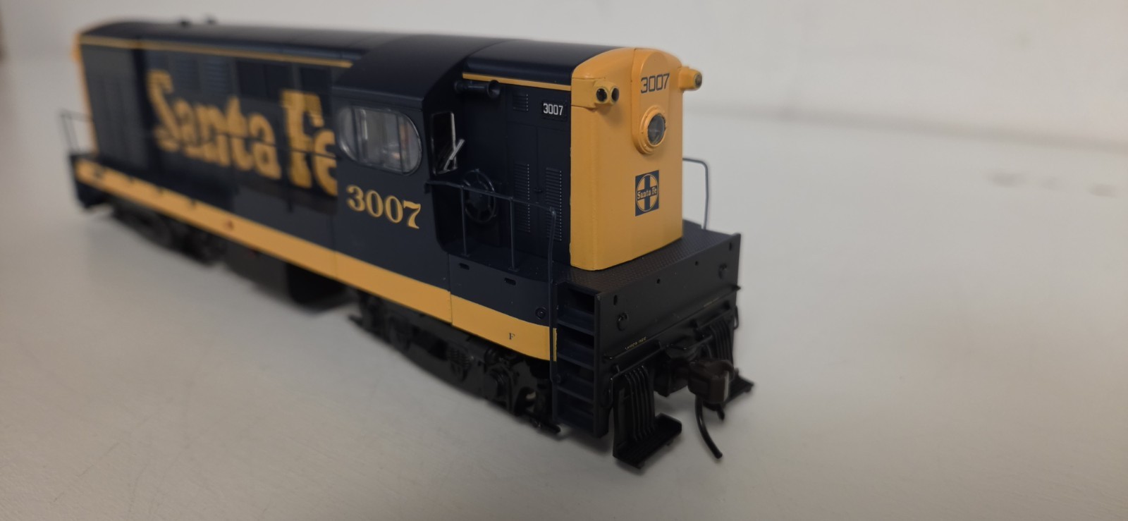 Atlas Master Series 9554 FM H16-44 Santa Fe #3007 W/DCC/DC/LED