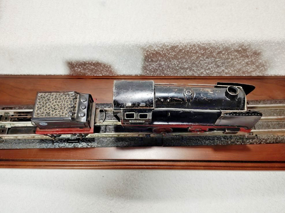 Distler O Gauge US-Zone Germany #302417 Clockwork Wind-up Locomotive & Tender