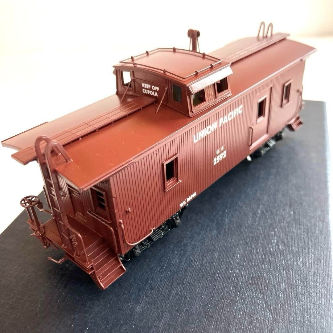 UNION PACIFIC CA-1 WOOD CABOOSE 2592 Good condition