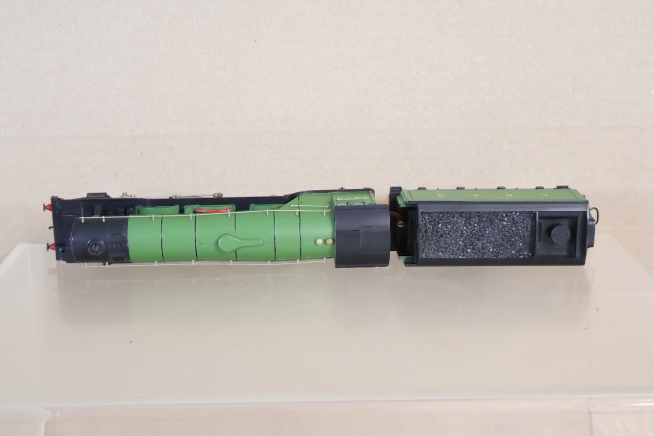 TRIX LILIPUT 1180 REPAIR LNER 4-6-2 CLASS A3 LOCOMOTIVE 4472 FLYING SCOTSMAN op