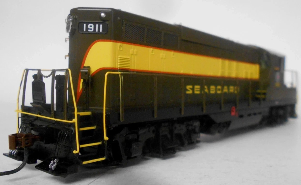 ATHEARN Genesis HO Scale G62420 NON Sound GP-9 #1911 SEABOARD AIR LINE