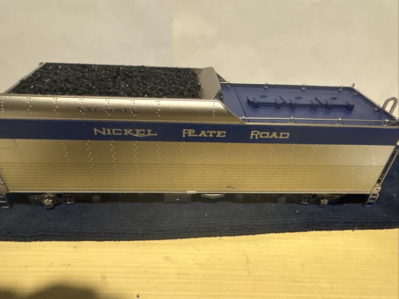 LIONEL 2431510 NICKEL PLATE LIMITED LEGACY BERKSHIRE #777 L/N O/B