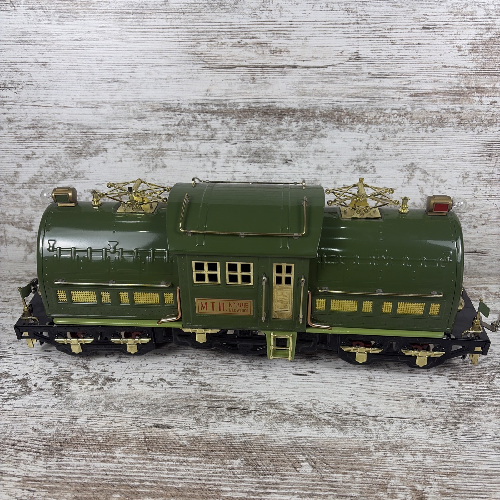 MTH Standard Tinplate Two Tone Green 381E Locomotive Traditional 10-1077-0
