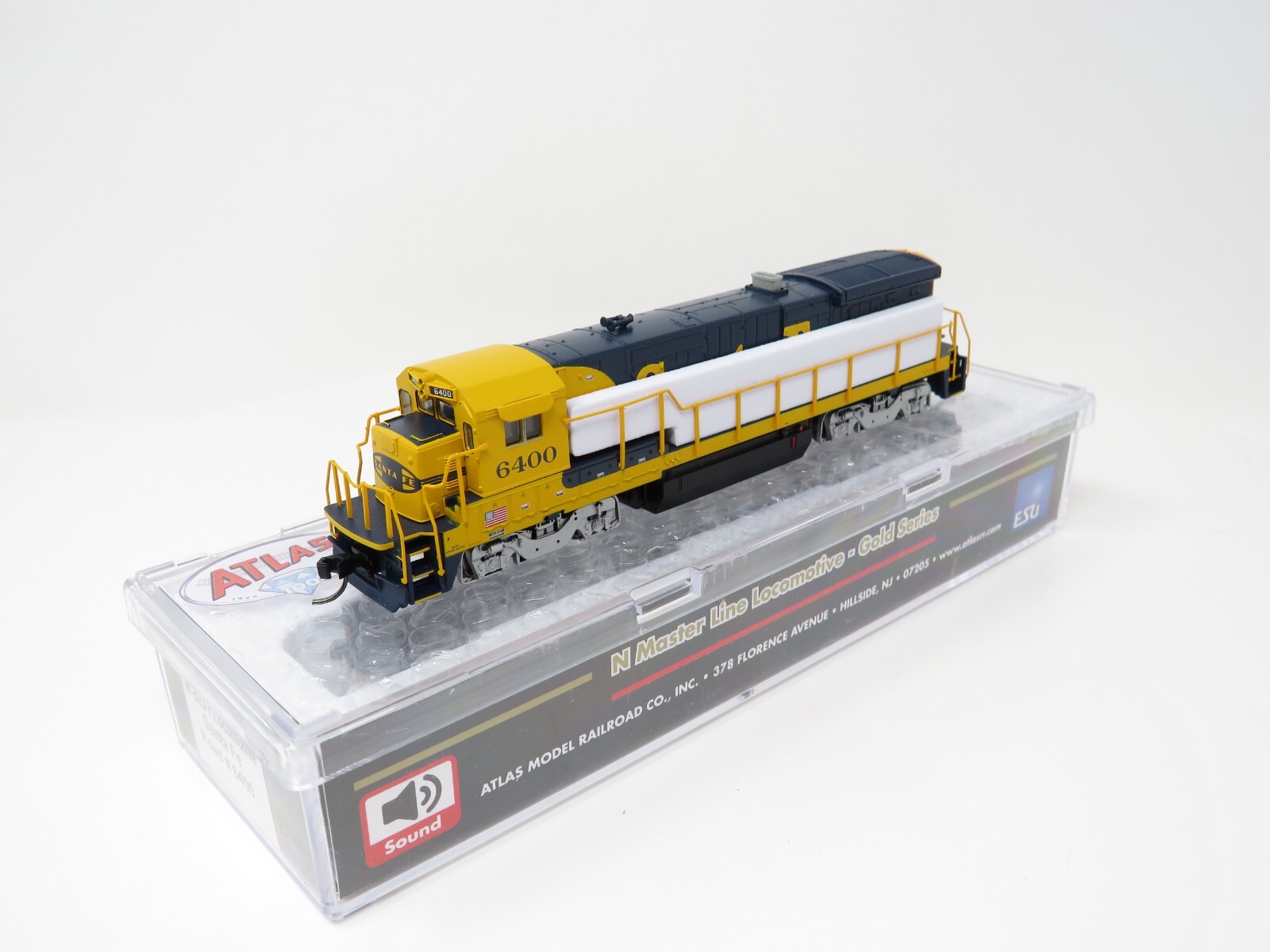 Atlas N 40005459 DCC ESU LokSound Santa Fe Warbonnet GE B23-7 Diesel Locomotive